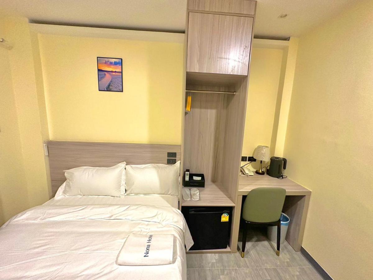 Nona Hotel, Bangkok Makkasan 외부 사진